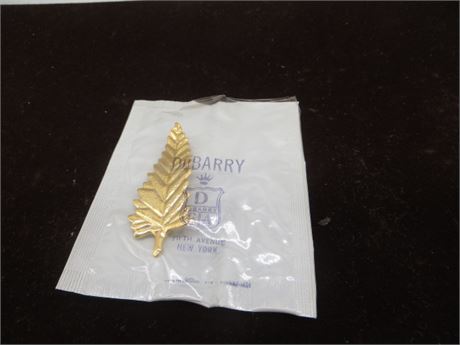 DUBARRY 5TH AVE. NY LEAF PIN MIB