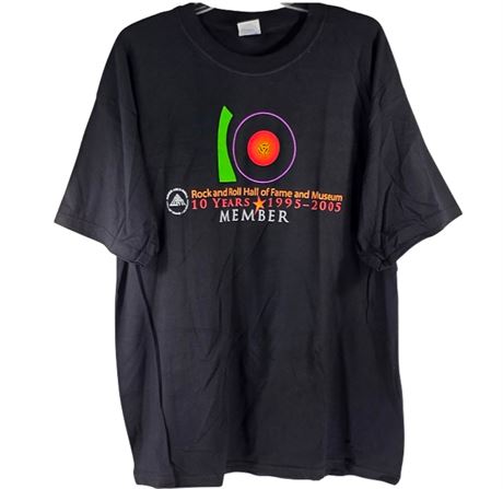 2005 Rock & Roll Hall of Fame 10 Year Anniversary Member XL T-shirt