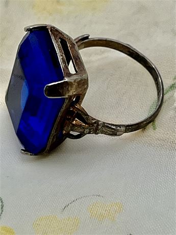 Royal blue Cut Stone Sterling silver ring