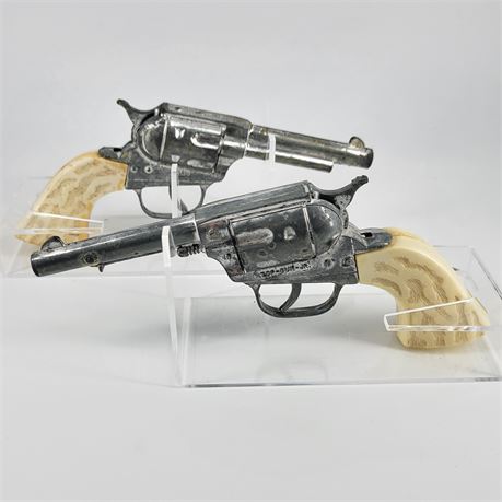 Pair of Vintage Hubley Top-Gun-JR Cap Guns w/ Holster