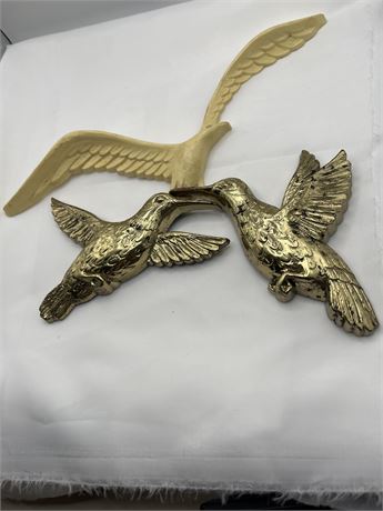 Multiple lot birds, wall sconces