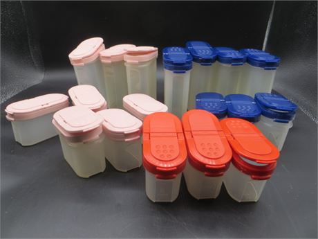 NEW VINTAGE TUPPERWARE 18 SPICE CONTAINERS