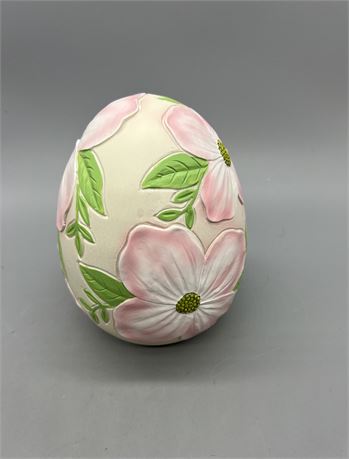 Resin Dogwood Pattern Egg