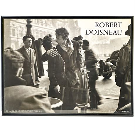 Framed Poster Print of "Le Baiser de l'Hotel de Ville" by Robert Doisneau