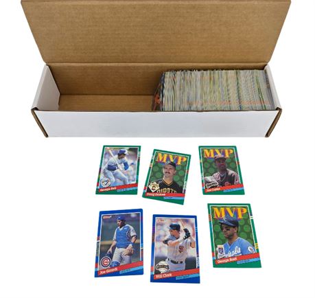 Large Lot of 1990 Donruss Baseball Cards