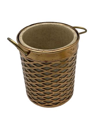 Weaved brass with ceramic insert