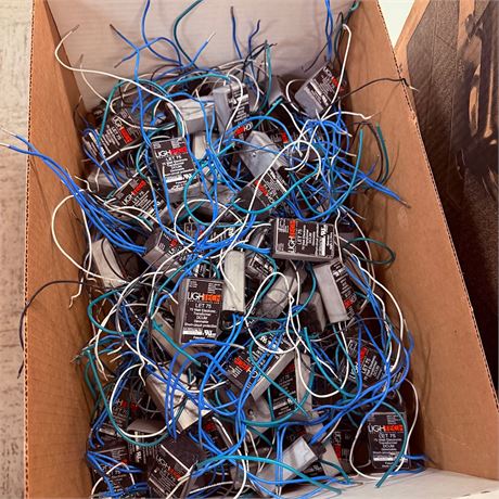 85 New 75W LED Transformers