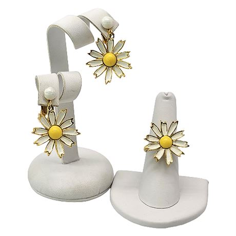 Vintage Weiss Daisy Ring & Clip Earrings Set
