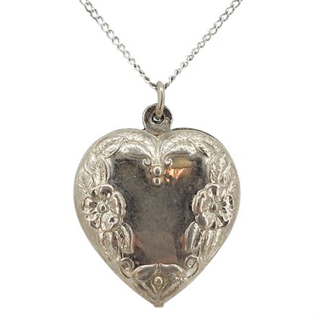 Vtg Silver Tone Repousse Puffy Heart Pendant Necklace