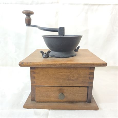 Vtg Wood& Cast Iron Coffee Bean Grinder