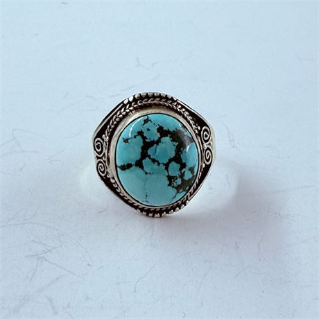 13.7g Sterling Ring Size 7.5