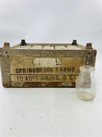 20 Springbrook Farm Milk Bottles in Carrier