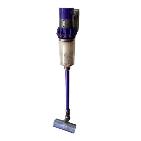 Dyson V10 Cordless Vacuum