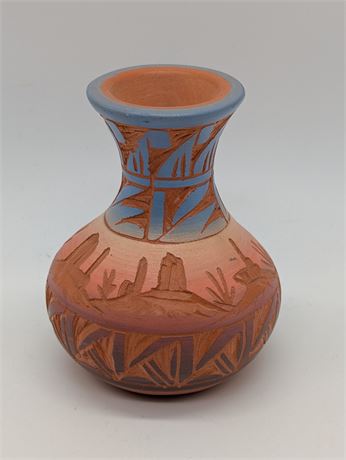 Vintage Navajo Signed Red Clay Pottery Vase USA Monument Valley Etched