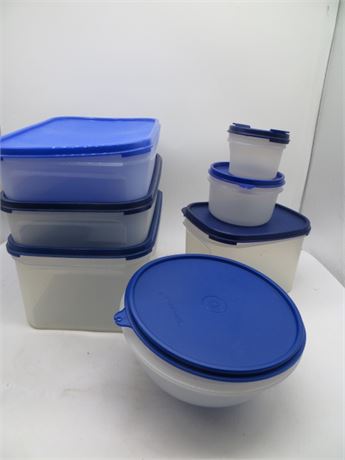 NEW VINTAGE TUPPERWARE 4 RECTANGLE, 2 SMALL ROUND & 1 ROUND