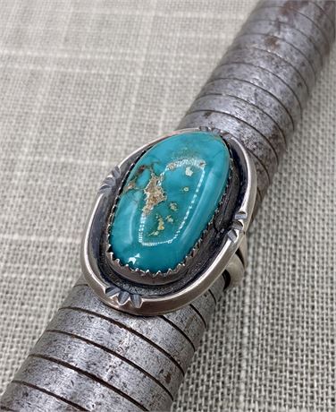 Native American Turquoise Cabochon 10 Gram Silver Ring