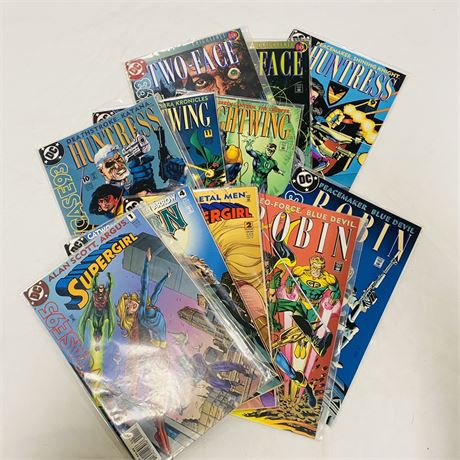 11 DC Showcase ‘93 + ‘95 Comics