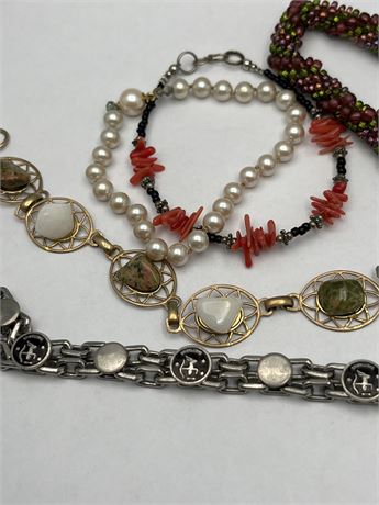 Vintage bracelet lot