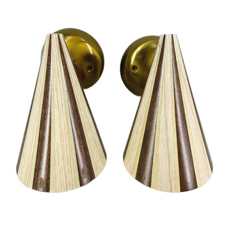 Pair of NOS Mid-Century 1960's Timely Lighting Fiberglass Shade Lamps