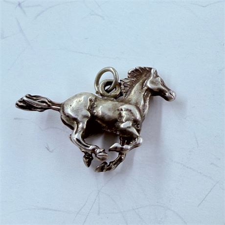 3.7g Sterling Horse Pendant / Charm