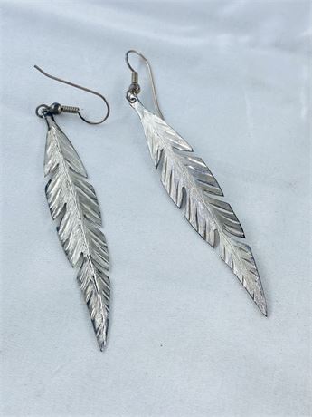 5.2g Vtg Navajo Sterling Feather Earrings