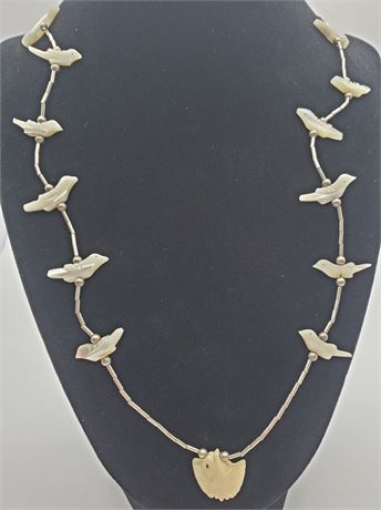 Navajo Liquid Sterling  Carved Bird Fetish Necklace 15.4 Grams AS-IS
