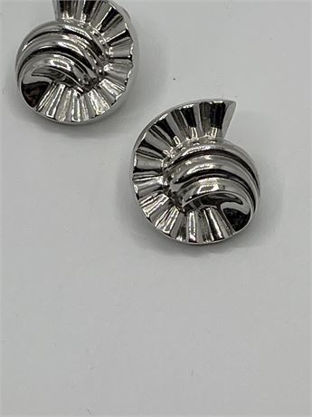Coro Silvertone shell earrings