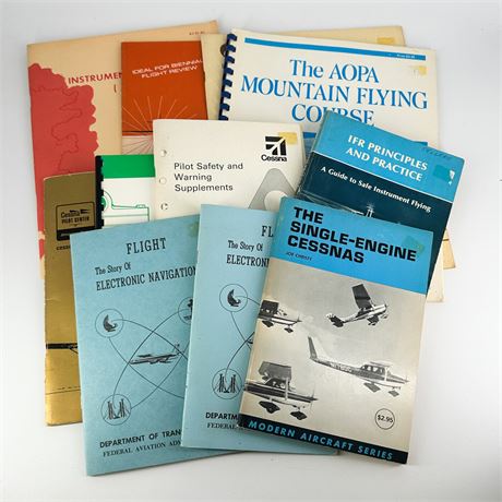 Lot of Aviation Related Ephemera