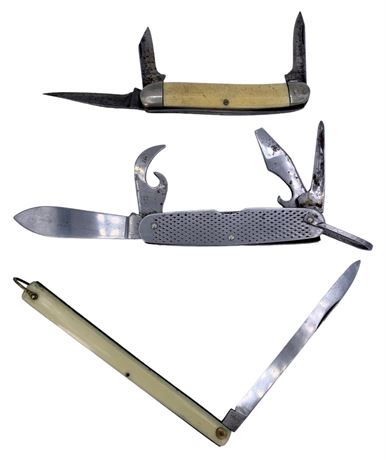 3 pc Vintage Pocket Knives : P I C, Johnny Muskrat, US Military Camillus