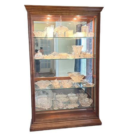 Pulaski Furniture Oak Curio