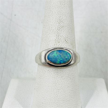 4g Sterling Opal Ring Size 8.25