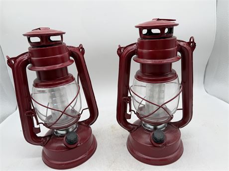 2 Lanterns