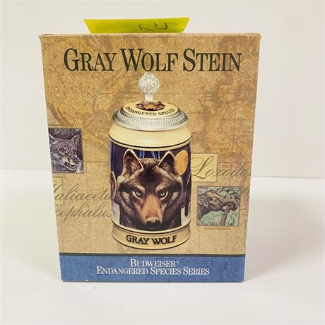Budweiser Gray Wolf Stein Mint in Orig Box