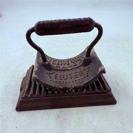Antique Geneva Fluter - Cast Iron