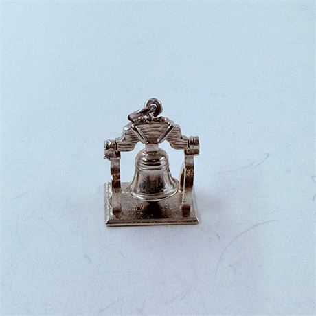 4.4g Sterling Liberty Bell Pendant / Charm