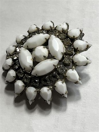 Vintage, Giuliana Milk Glass with rhinestone brooch