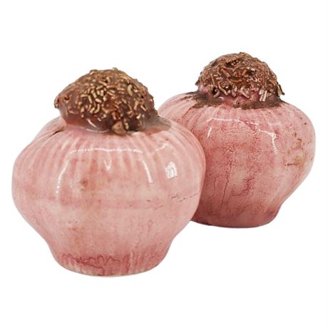 Vintage Pink Ceramic Garlic Bulbs Salt & Pepper Shakers