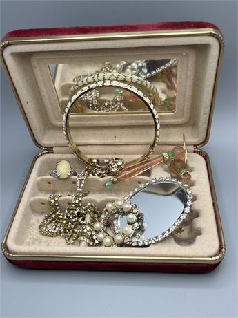 Vintage jewelry and small jewelry box lot