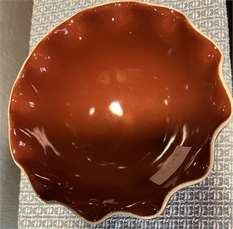 Red valentine Longerburger ruffled bowl