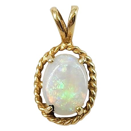 Unmarked 14K Gold & Genuine Opal Pendant
