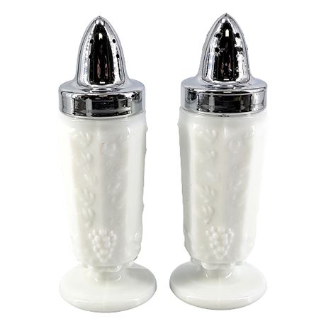 Westmoreland 'Paneled Grape Milk Glass' Footed Salt & Pepper Shaker Set