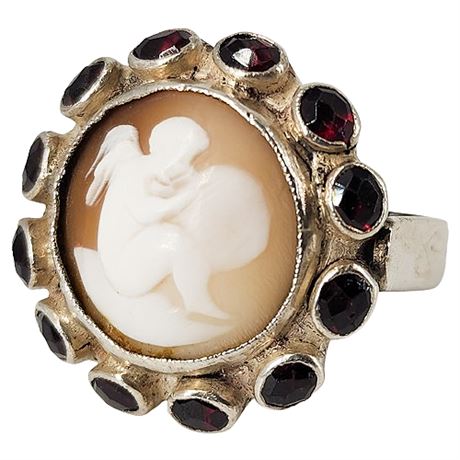 Antique Sterling Silver Carved Shell Seated Cherub Cameo Ring w/ Garnets, Sz 7