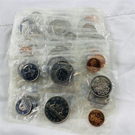 22x 1968 Canada Mint Sets
