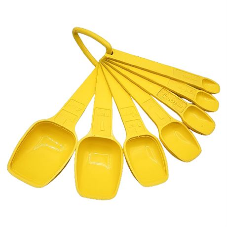 Vintage Tupperware Yellow Measuring Spoon Set
