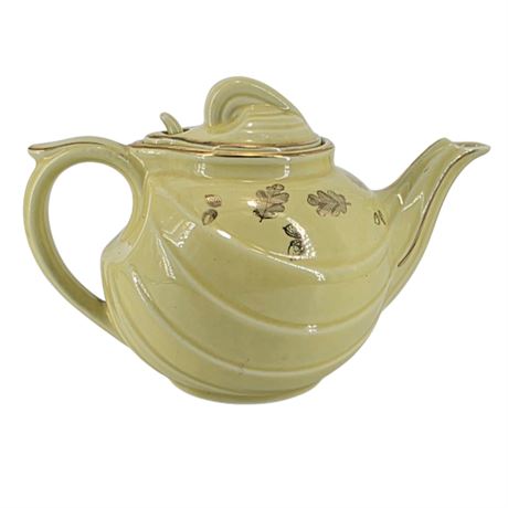 VTG Hall, Teapot with Lid