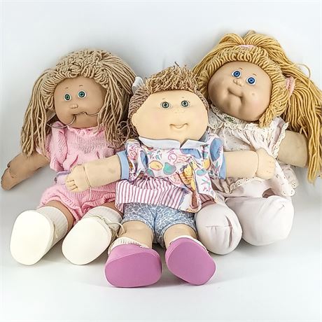 Vintage Cabbage Patch Dolls from Coleco and Hasbro
