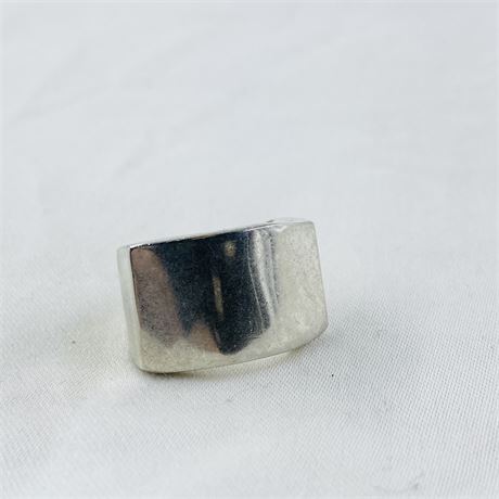 15.1g Sterling Ring Size 7.5