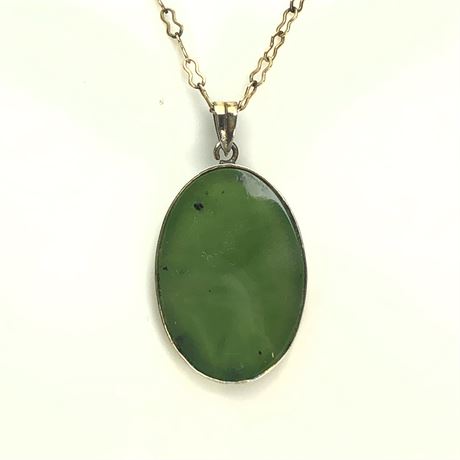 Vintage Winard 12k Gold Filled Oval Green Jade Pendant Necklace