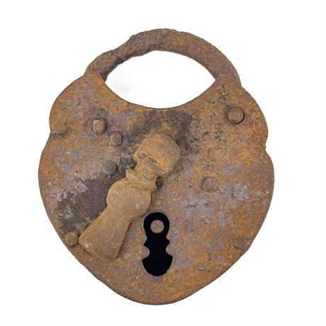 Cast Iron Vintage Hear-Shaped Padlock
