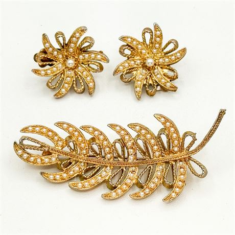 Vintage HAR Gold Tone & Faux Pearl Brooch & Earring Set